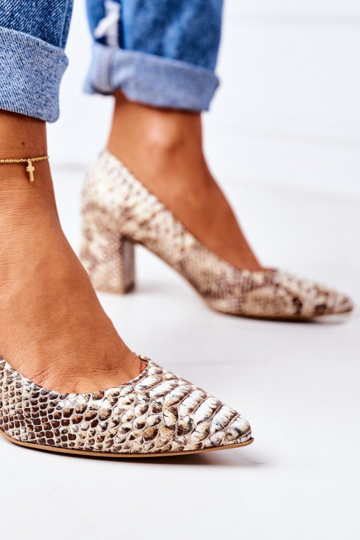 Kurpes   Shoes  Zelta krāsas Kurpes   Shoes  Zelta krāsas