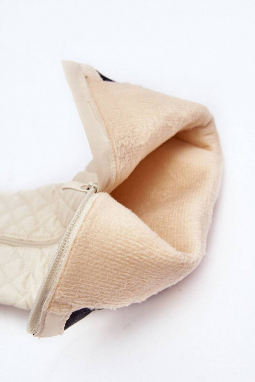 valdziņš garie zābaki  ar platiem... valdziņš garie zābaki  ar platiem...