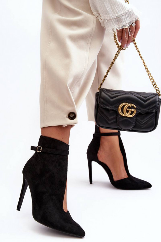 Zamšādas kurpes   ar papēdi melnas... Zamšādas kurpes   ar papēdi melnas...