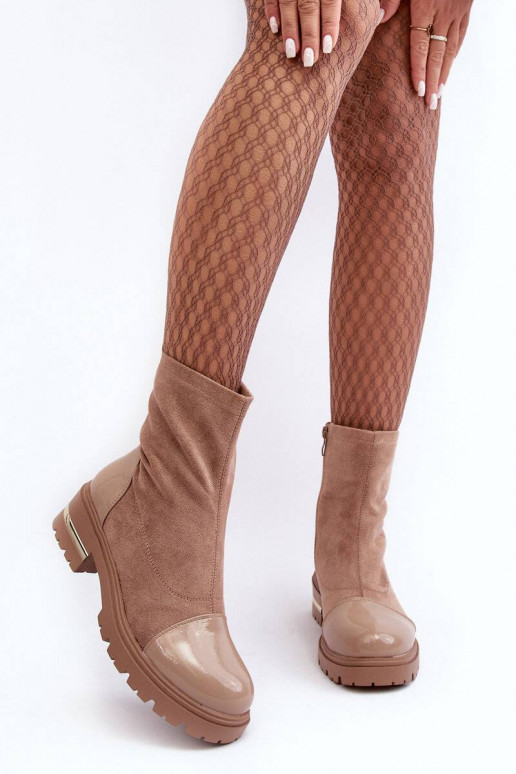 Klasiska modeļa Sieviešu puszābaki ar... Klasiska modeļa Sieviešu puszābaki ar...