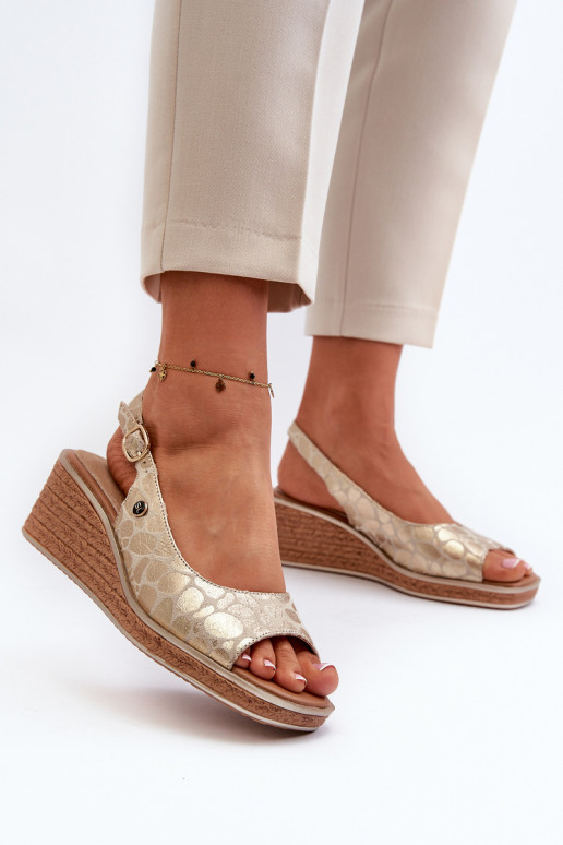 Platformus basenes Sergio Leone Zelta...