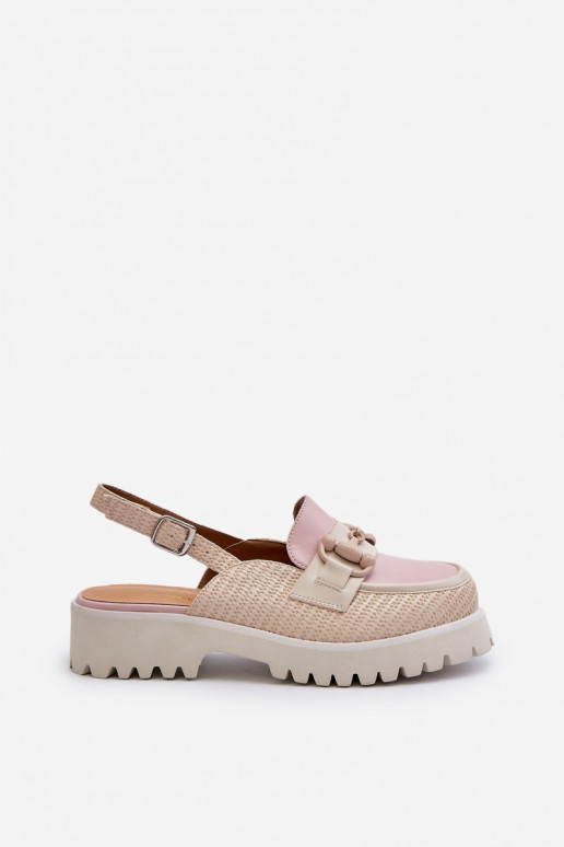 Sieviešu basenes ar platiem papēžiem... Sieviešu basenes ar platiem papēžiem...