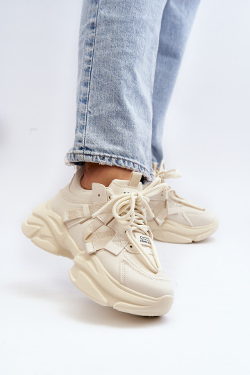 Sneakers modeļa apavi... 2