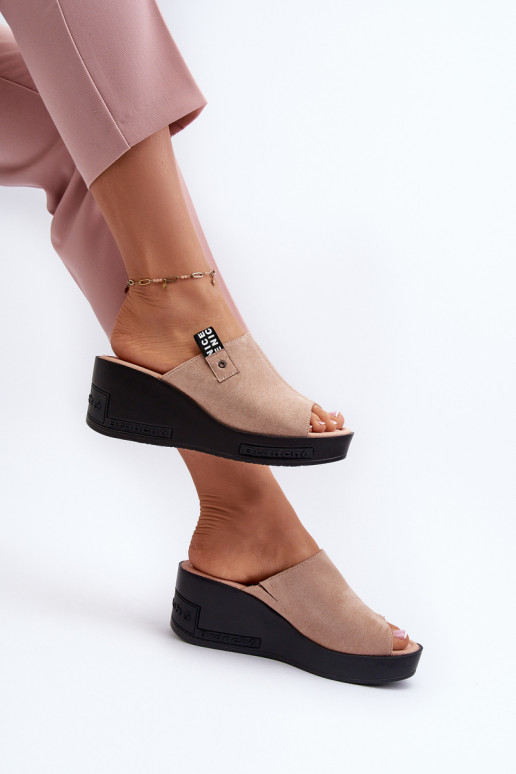 Sieviešu čības  smilšu krāsas Vleni