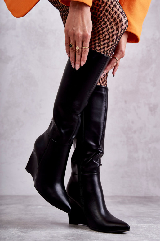 garie zābaki ar platformu melnas... garie zābaki ar platformu melnas...