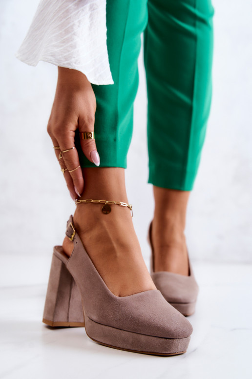 Kurpes zamšādas  smilšu krāsas