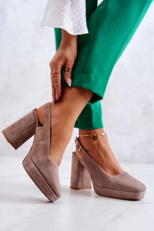 Kurpes zamšādas  smilšu krāsas