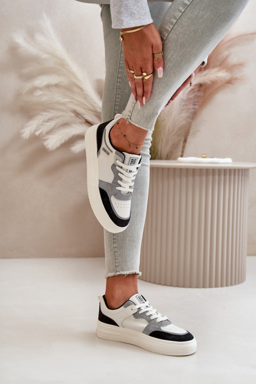 Sieviešu zemais Sneakers modeļa apavi no eko ādas Big Star OO274028 Baltas-Pelēkas krāsas