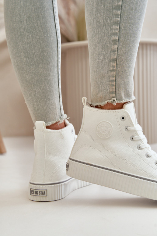 Sieviešu siltināti brīvā laika apavi no eko ādas Big Star OO274788 baltas krāsas Sieviešu siltināti brīvā laika apavi no eko ādas Big Star OO274788 baltas krāsas