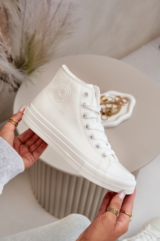 sieviešu puszābaki siltināti no eko ādas baltas krāsas Big Star OO274932 sieviešu puszābaki siltināti no eko ādas baltas krāsas Big Star OO274932