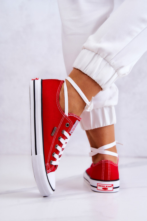 Klasiska modeļa brīvā laika apavi Cross Jeans JJ2R4010C sarkanas krāsas