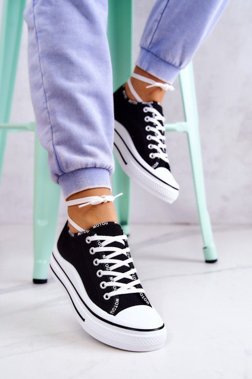 šņorējami Sporta apavi melnas krāsas Menifee