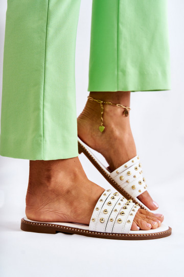 Čibas no dabīgas ādas ar ornamentiem baltas krāsas Brien