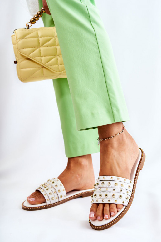 Čibas no dabīgas ādas ar ornamentiem baltas krāsas Brien