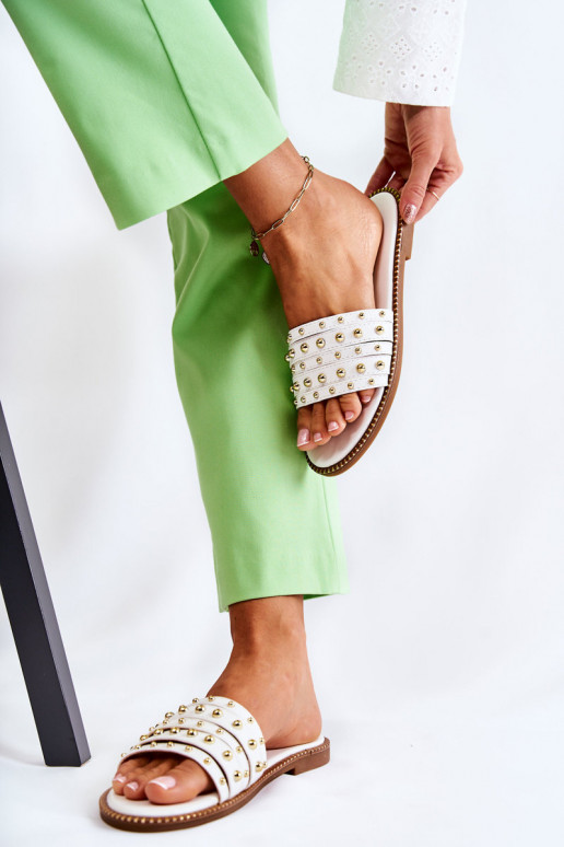 Čibas no dabīgas ādas ar ornamentiem baltas krāsas Brien