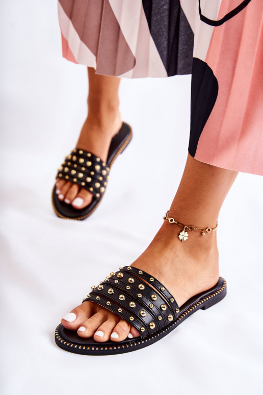 Čibas no dabīgas ādas ar ornamentiem melnas krāsas Brien