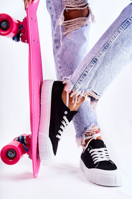 Sieviešu apavi ar platformu melnas krāsas Comes Sieviešu apavi ar platformu melnas krāsas Comes