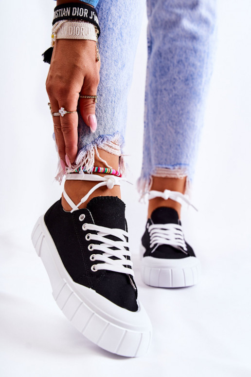 Sieviešu apavi ar platformu melnas krāsas Comes Sieviešu apavi ar platformu melnas krāsas Comes