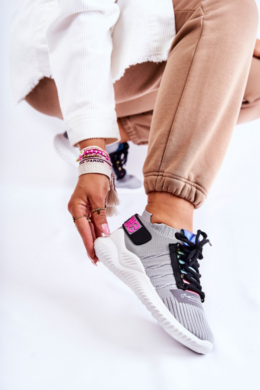 Sportiska stila apavi Sneakers modeļa apavi Pelēkas krāsas Klayra Sportiska stila apavi Sneakers modeļa apavi Pelēkas krāsas Klayra