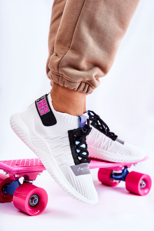 Sportiska stila apavi Sneakers modeļa apavi baltas krāsas Klayra Sportiska stila apavi Sneakers modeļa apavi baltas krāsas Klayra