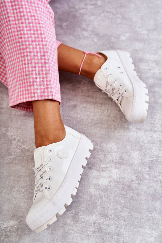 Stilīgasrnas Laque brīvā laika apavi Big Star KK274045 baltas krāsas Stilīgasrnas Laque brīvā laika apavi Big Star KK274045 baltas krāsas