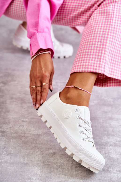 Stilīgasrnas Laque brīvā laika apavi Big Star KK274045 baltas krāsas Stilīgasrnas Laque brīvā laika apavi Big Star KK274045 baltas krāsas