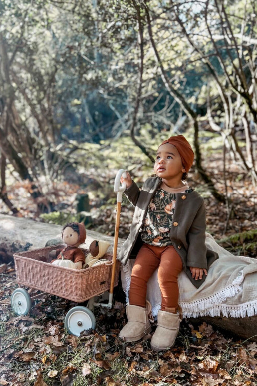 Bērnu siltināti sniega apavi ar bantītēm smilšu krāsas Meriva Bērnu siltināti sniega apavi ar bantītēm smilšu krāsas Meriva