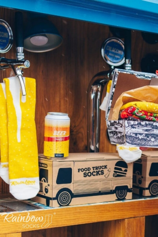 Pārtikas kravas automašīna ar Pepsi x 3 Pārtikas kravas automašīna ar Pepsi x 3