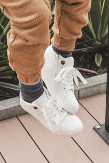 Bērnu apavi Klasiska modeļa tõmblukuga Big Star LL374002 baltas krāsas 2