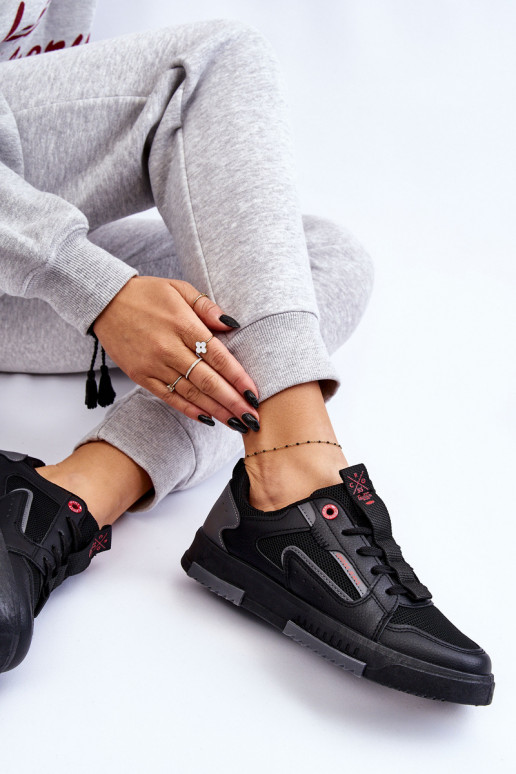 Sneakers modeļa apavi Cross Jeans LL2R4012C melnas krāsas Sneakers modeļa apavi Cross Jeans LL2R4012C melnas krāsas