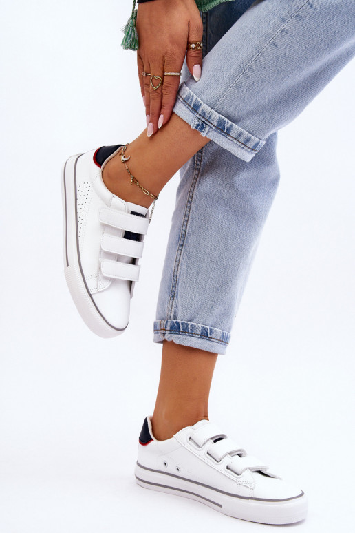 Sporta apavi ar lipīgām aizdarēm Big Star LL274A207 baltas krāsas Sporta apavi ar lipīgām aizdarēm Big Star LL274A207 baltas krāsas