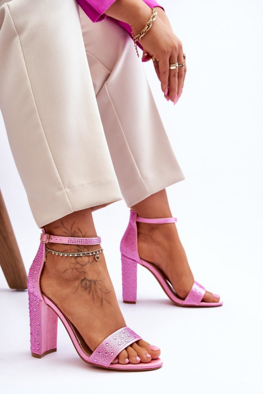 Elegantas augstpapēžu sandales ar mirdzošiem spīdumiņiem Rozā krāsas Idealistic Elegantas augstpapēžu sandales ar mirdzošiem spīdumiņiem Rozā krāsas Idealistic