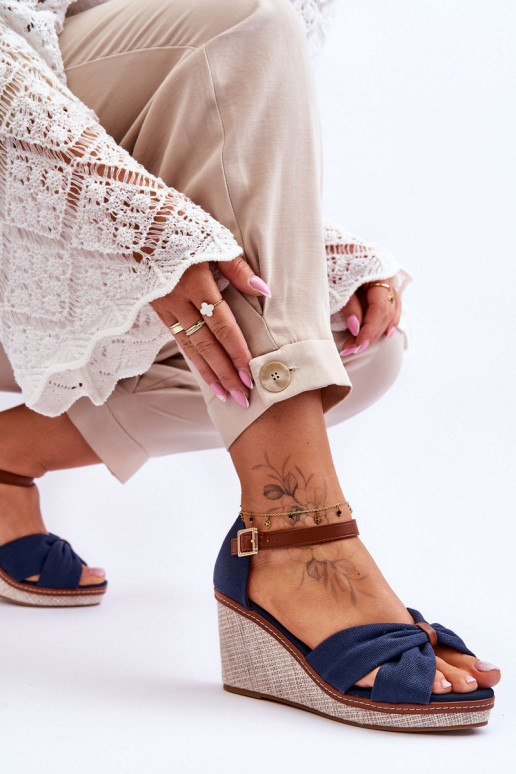 Sieviešu basenes  tumši zilas krāsas Daphne Sieviešu basenes  tumši zilas krāsas Daphne