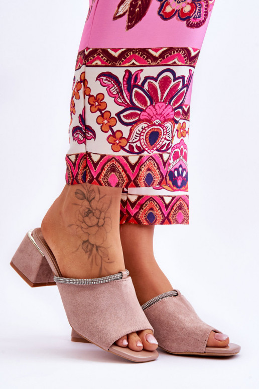 zamšādas čības ar papēdi S.Barski KV-612-2 smilšu krāsas zamšādas čības ar papēdi S.Barski KV-612-2 smilšu krāsas