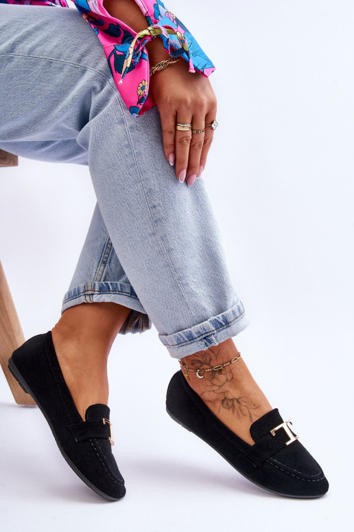 Klasiski uzvelkami mokasīni melnas krāsas Carly