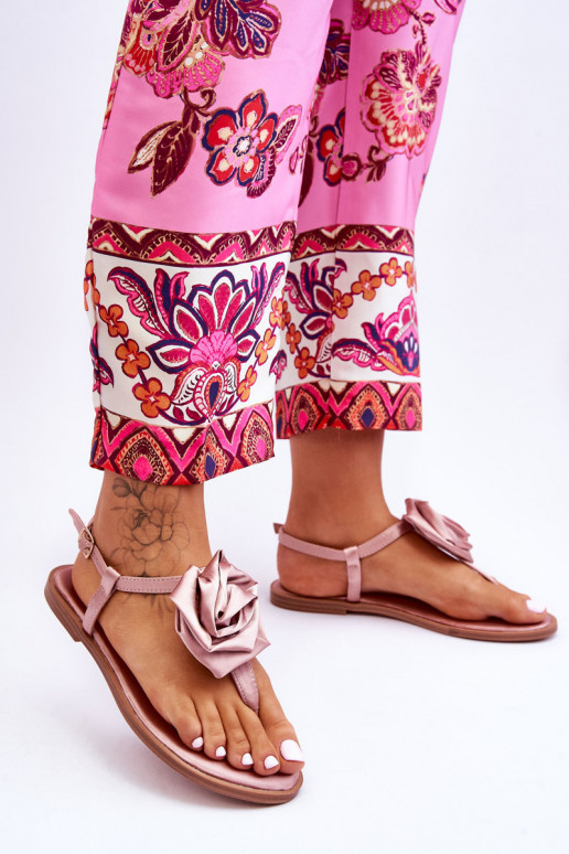 Sieviešu basenes modernas iešļūcenes   Nude Carisma Sieviešu basenes modernas iešļūcenes   Nude Carisma