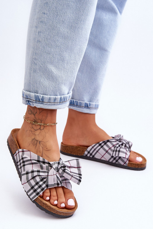 Čības ar bantītēm ar platformu Pelēkas krāsas Vero Čības ar bantītēm ar platformu Pelēkas krāsas Vero