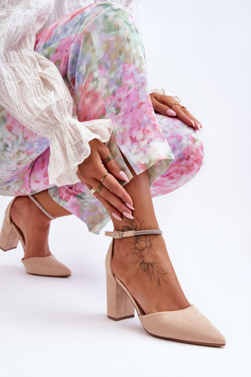 Kurpes ar mirdzošiem spīdumiņiem smilšu krāsas Diamond