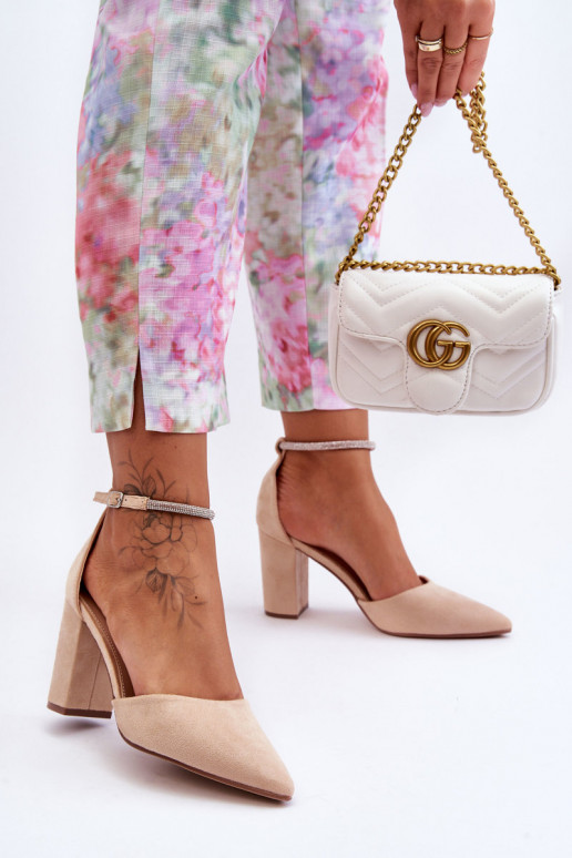 Kurpes ar mirdzošiem spīdumiņiem smilšu krāsas Diamond