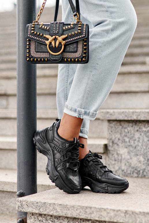 Sporta apavi melnas krāsas Toderus Sporta apavi melnas krāsas Toderus