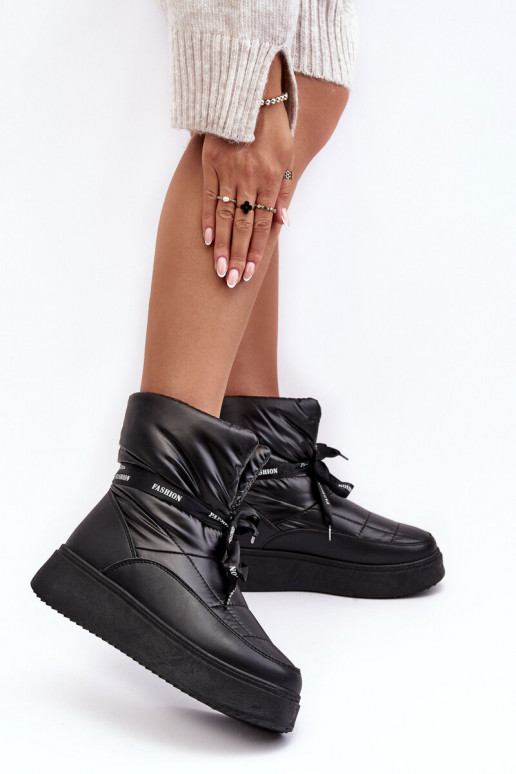 sniega apavi    Wiązaniem melnas krāsas Siracna sniega apavi    Wiązaniem melnas krāsas Siracna