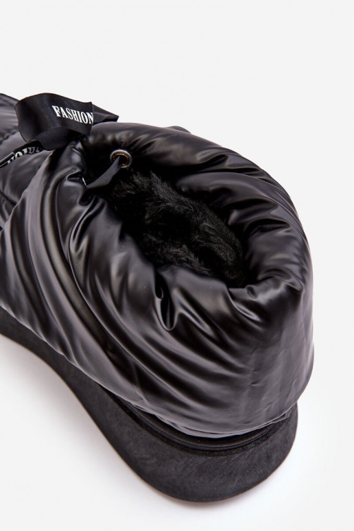 sniega apavi    Wiązaniem melnas krāsas Siracna sniega apavi    Wiązaniem melnas krāsas Siracna