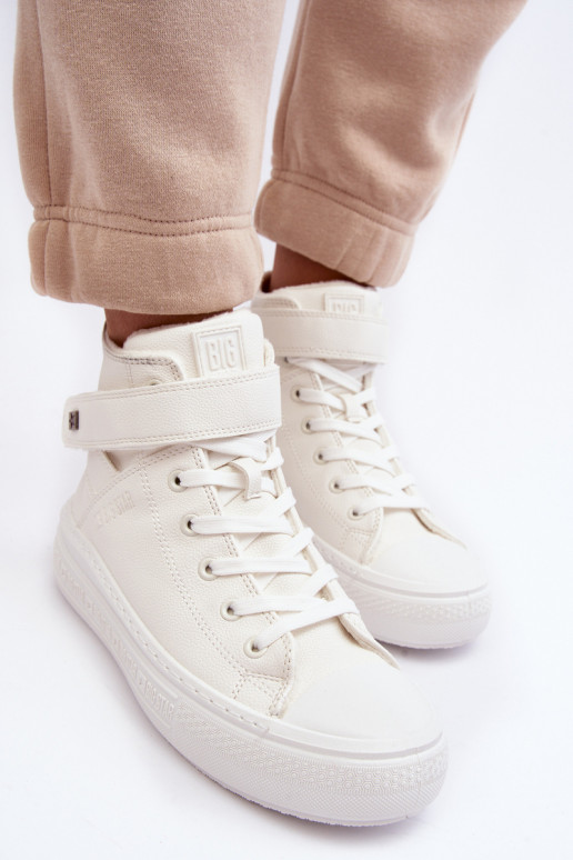 sieviešu puszābaki siltināti ar platformu Big Star baltas krāsas MM274006