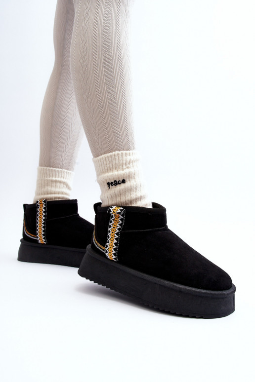 sniega apavi ar platformu ar rakstiem melnas krāsas Udra sniega apavi ar platformu ar rakstiem melnas krāsas Udra