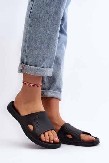 Klasiska modeļa sieviešu čības melnas krāsas Juniria 2