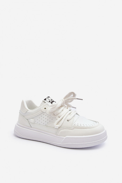 Sneakers modeļa apavi Eko   baltas krāsas Avanalis Sneakers modeļa apavi Eko   baltas krāsas Avanalis