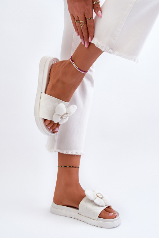 sieviešu čības ar ornamentiemj Platformie baltas krāsas Cedrella sieviešu čības ar ornamentiemj Platformie baltas krāsas Cedrella