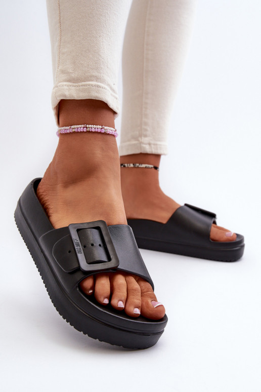 Vieglas čības ar platformu ar sprādzēm Big Star NN274A662 melnas krāsas Vieglas čības ar platformu ar sprādzēm Big Star NN274A662 melnas krāsas