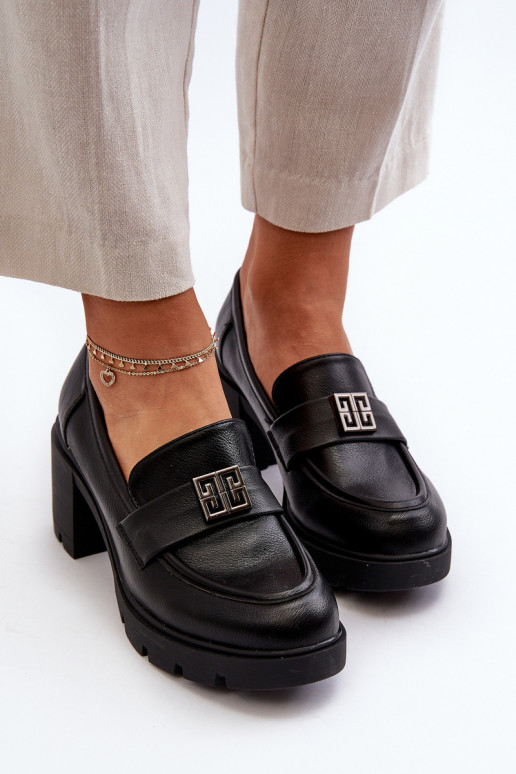 apavi    ar ornamentiem melnas krāsas Ranunca