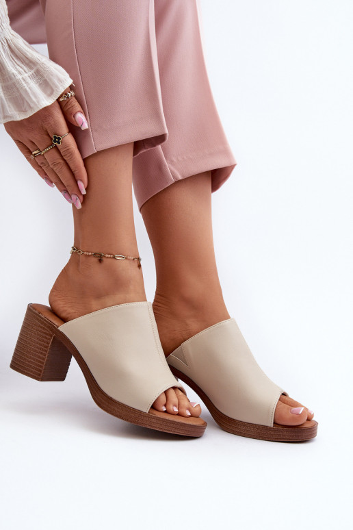 Eleganta stila  sieviešu čības ar papēdi smilšu krāsas Varnila Eleganta stila  sieviešu čības ar papēdi smilšu krāsas Varnila